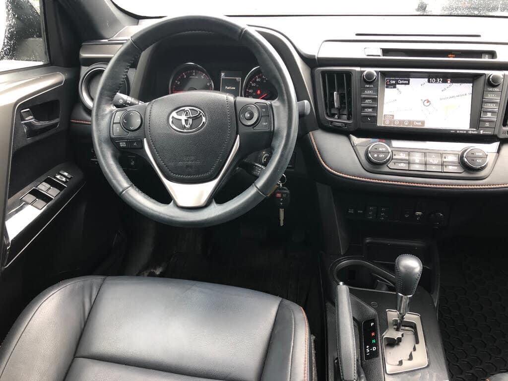 2016 Toyota RAV4 