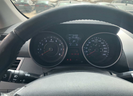 2013 Hyundai Elantra. 144120km ,Automatique