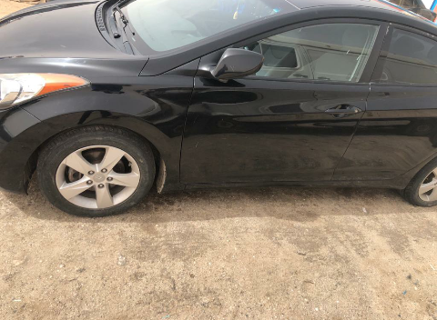 2013 Hyundai Elantra. 144120km ,Automatique